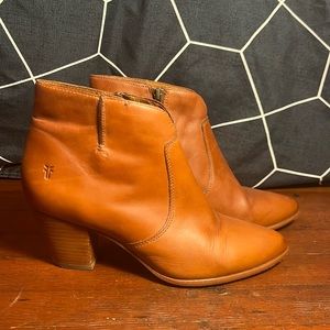 Frye Pointed Toe Leather Boot - Cognac 9.5M